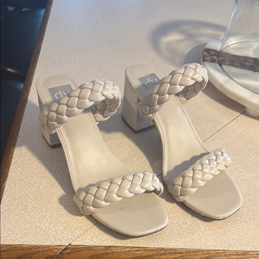 DKNY Women's Beige Braided Strap Heeled Sandals